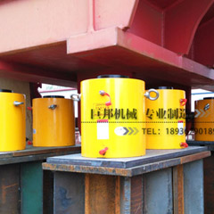 勃船重工320T8台2400T单边顶起 勃船重工320T8台2400T单边顶起